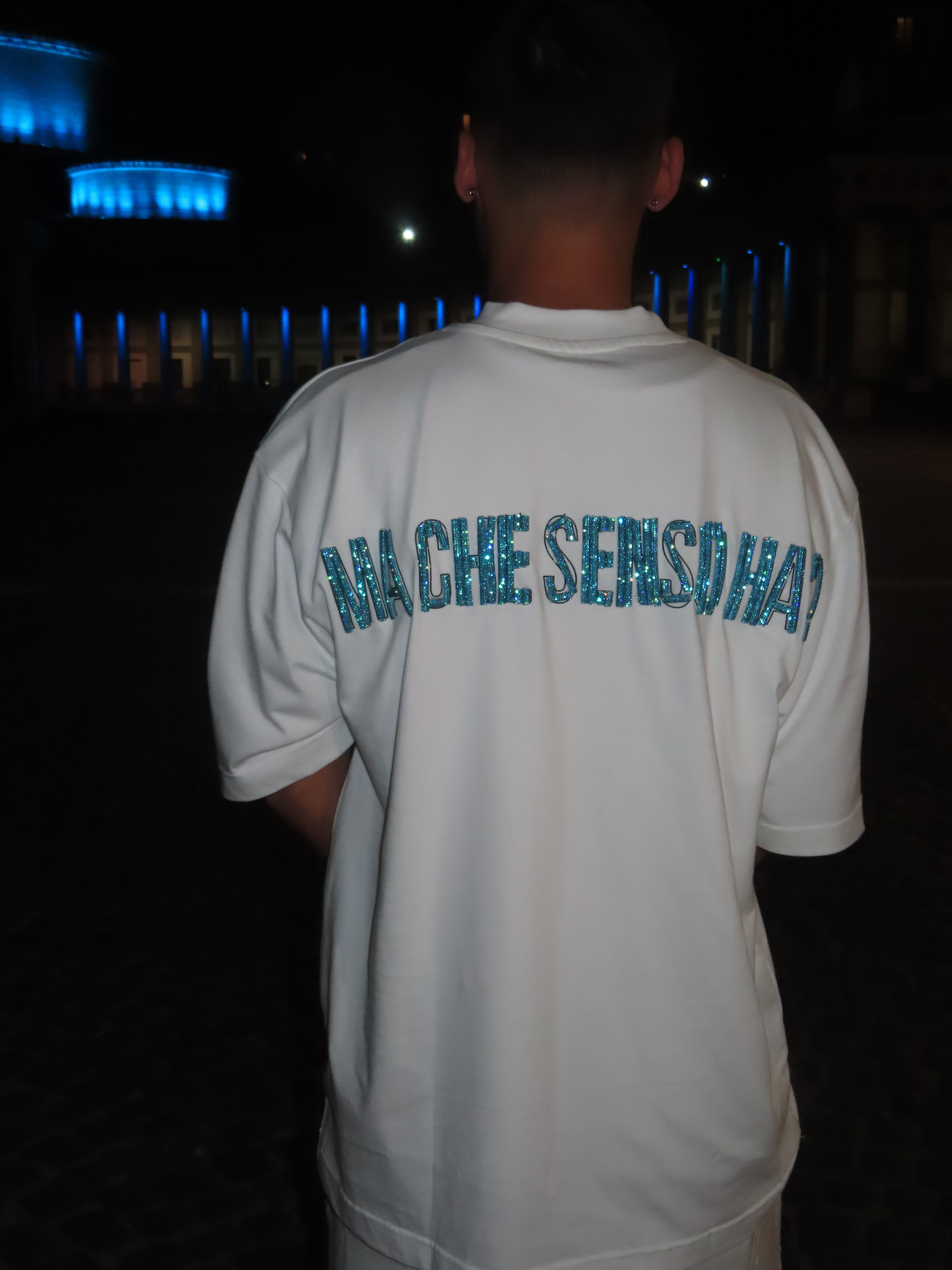 “MA CHE SENSO HA” shirt